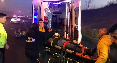 Otomobil ile çarpışan motosiklet sürücüsü ağır yaralandı